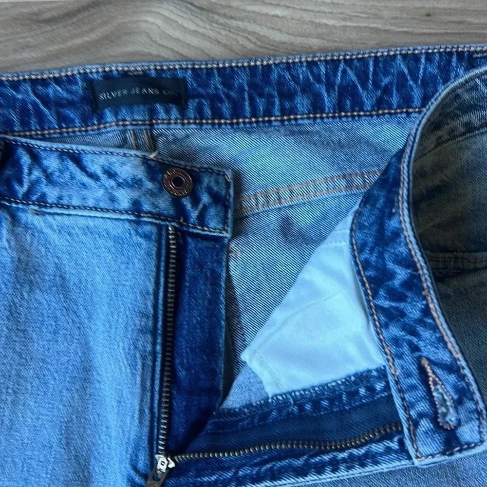 Silver High Note Slim Crop High rise Jeans Indigo Size 29x25 NEW - Picture 4 of 11
